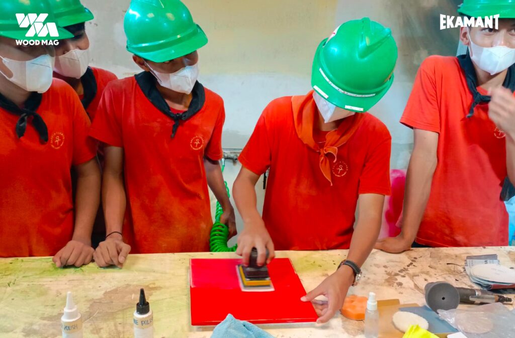 Bangun Generasi Terampil, PT Ekamant Indonesia Dukung Pelatihan di Sakola Tukang