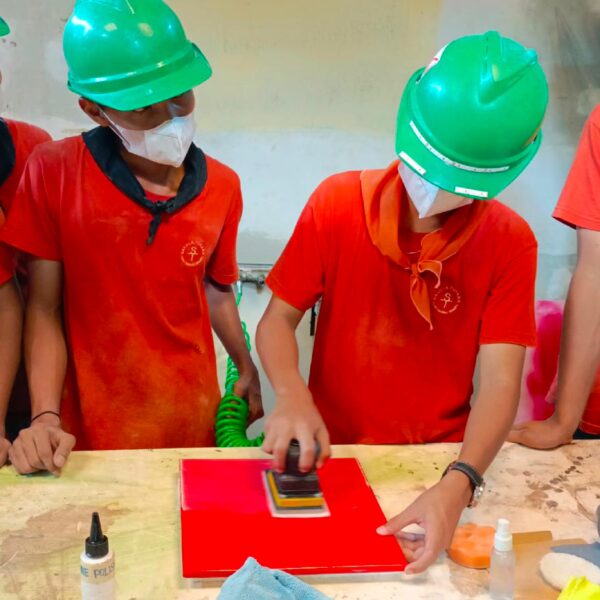 Bangun Generasi Terampil, PT Ekamant Indonesia Dukung Pelatihan di Sakola Tukang