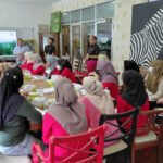 Tingkatkan Efisiensi Produksi, Tim Sanding CV Decorus Ikuti Pelatihan Ini!