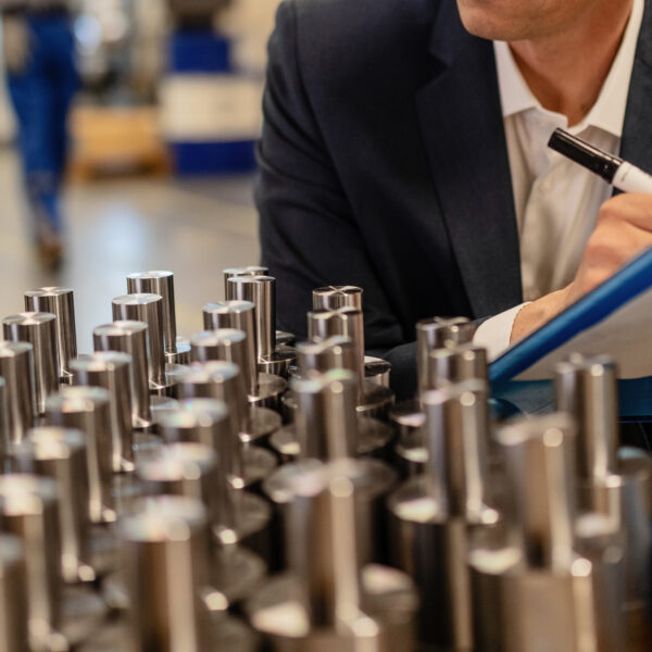 6 Cara Tingkatkan Kinerja Quality Control di Industri Manufaktur